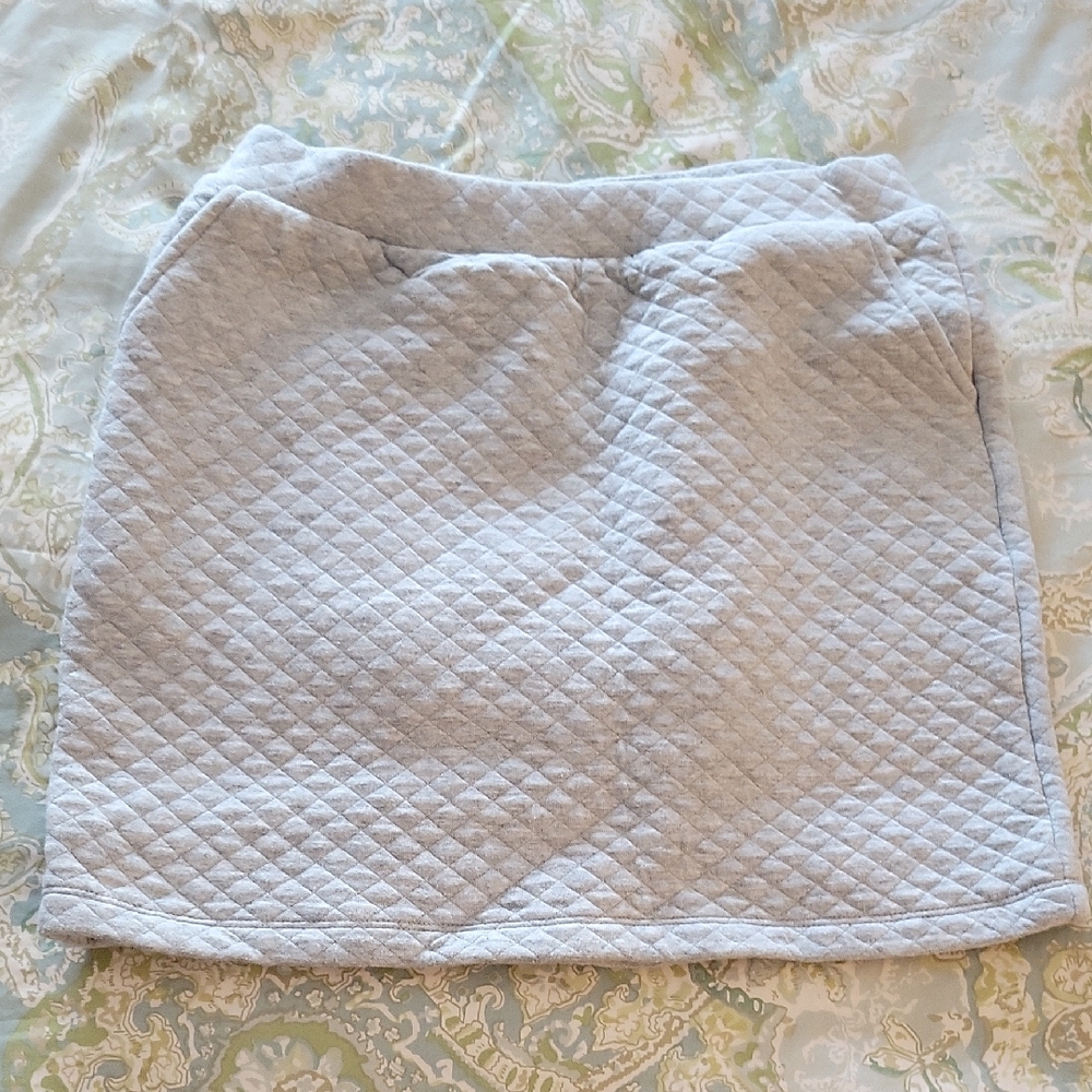 LANDS' END Quilted Gray Skort